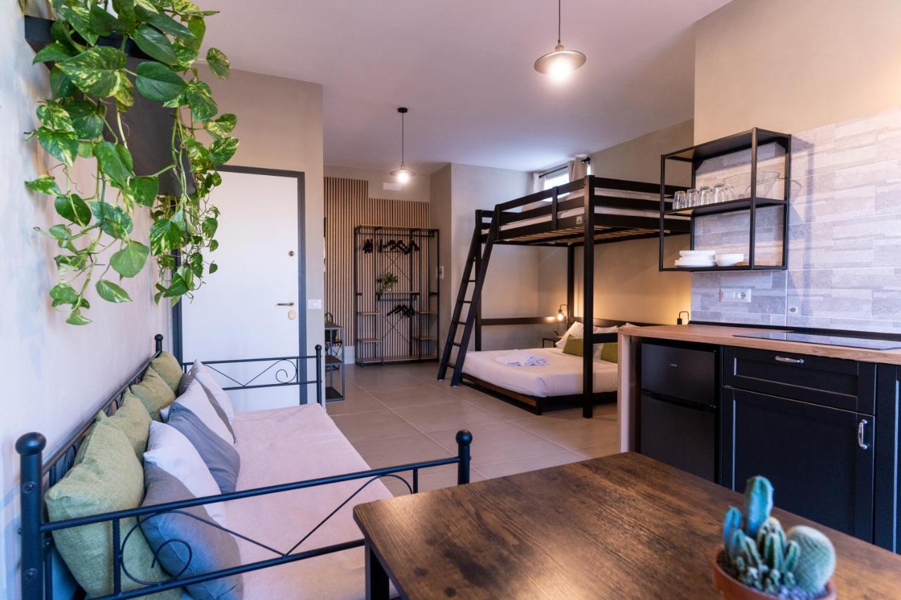 Apartamento Tiny Daisy House Nápoles Exterior foto