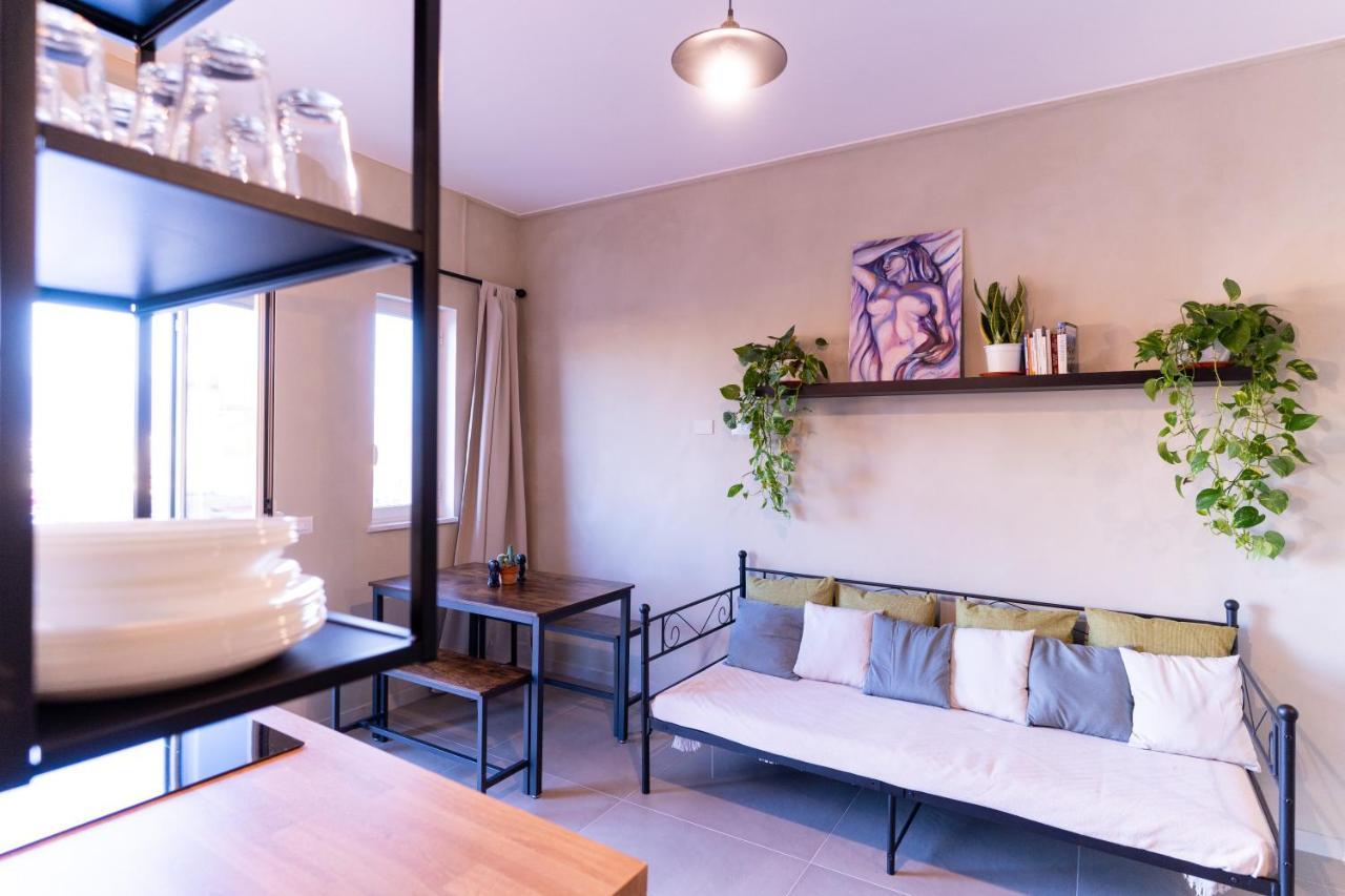 Apartamento Tiny Daisy House Nápoles Exterior foto